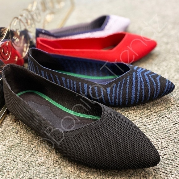 Black/Blue Zebra Animal Print Point Toe Knitted Ballerina Flats - Picture 6 of 8